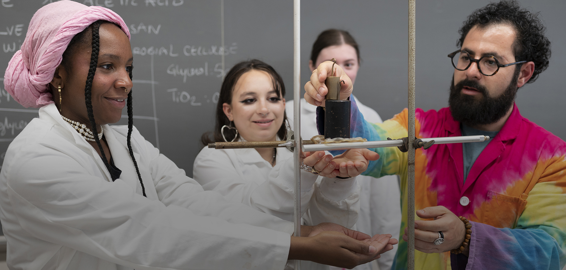 FIT science students in classroom